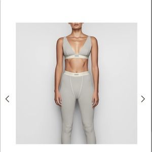 SKIMS cotton rib legging and bra set xs
